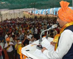 Chief Minister laid the foundation stone of Lord Parshuram Sanskriti Bhavan in Kangra