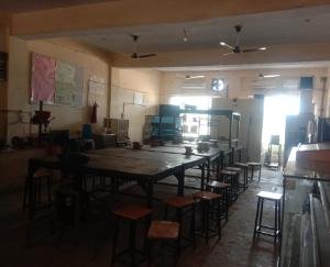 Crowd-block Congress being mobilized from school children in CM's rally