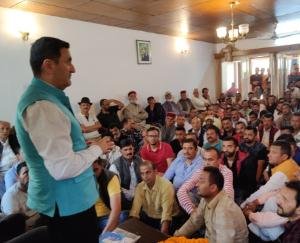 I am a strong nationalist, will never join a party like Aam Aadmi Party: Chetan Bragta