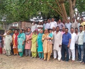 Zilla Parishad President Ramesh Brar listened to public problems in Nandrul