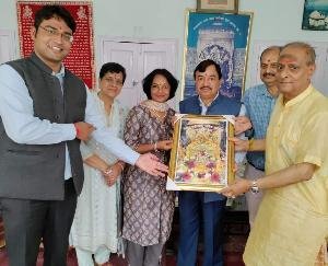 Chief Election Commissioner Sushil Chandra, along with his family, in Mata Shree Bajreshwari Temple