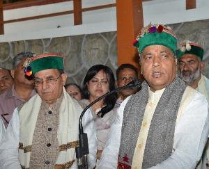 Chief Minister inaugurates park constructed at Rs. 2.40 crore near Oak Over