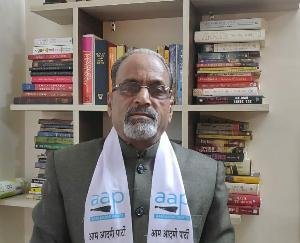  State BJP government cheated students by not distributing laptops: Bhandari