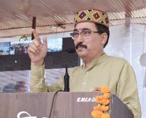 8412 crores being spent on education: Vipin Singh Parmar