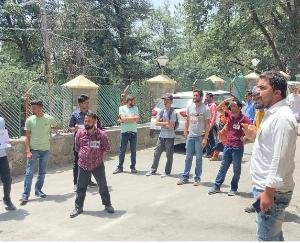 Demand to suspend the principal of Rampur College, NSUI protested