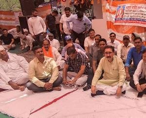 People-Parmar should follow the paths and teachings shown by the saints