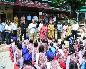 Governor visits Gharoh School