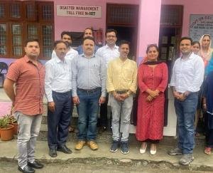 Non-teacher unit held a meeting and discussed