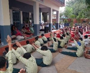 World Yoga Day celebrated collectively in Bharmad school