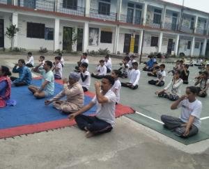  Yoga Day was celebrated in Bathu Tippri School too