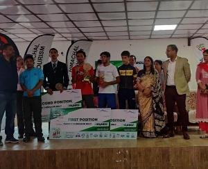 Dr. Sadhna Thakur concludes Himachal Cycling Rally at Janjehli