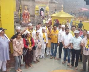 Worship in Maa Baglamukhi temple, your transformation journey with hymns