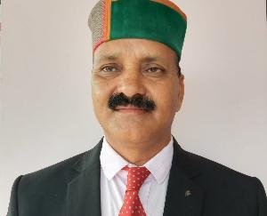 Kewal Chaudhary, head of Gram Panchayat Khali, supported the Zilla Parishad employees