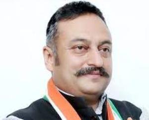 Trucks from outside states should get tax exemption for apple marketing: Rohit Thakur