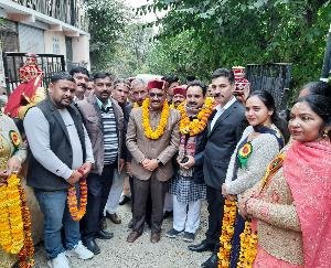 वार्षिक पारितोषिक वितरण समारोह में मंत्री राजीव सैजल ने की शिरकत