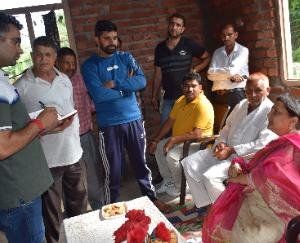 Government's priority is door-to-door solution of public problems - Sarveen Choudhary