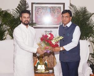 Requested Mansukh Mandaviya to bring Bulk Drug Park to Himachal and start PGI soon