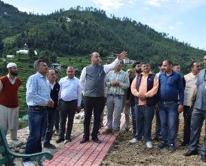 Chief Minister took stock of developmental works in Thunag