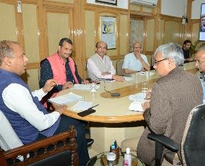 Develop a mechanism to prevent the spread of siltation to fertile land: Chief Minister