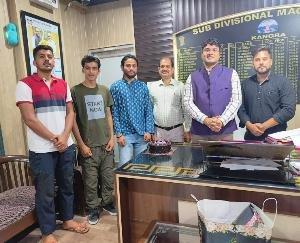 Youth Charitable Trust cut cake on the birthday of SDM Kangra Naveen Tanwar