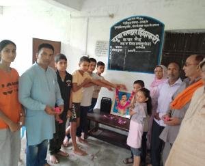 Celebrated the birth anniversary of Chandrashekhar Azad in Jhinjkari village