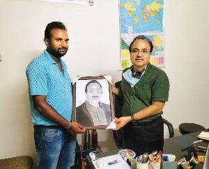 Sketch artist Vishal Sindhi made Dr. Sandeep Mahajan sketch, presented