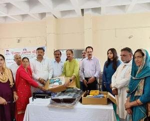 Tool-kits distributed to handicraft artisans under DPH scheme