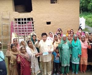 Kangra: Former MLA Chaudhary Surendra Kaku told the plans of the government to the public