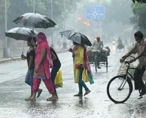 There is a possibility of heavy rain in Delhi within the next 24 hours, know the weather condition in North India