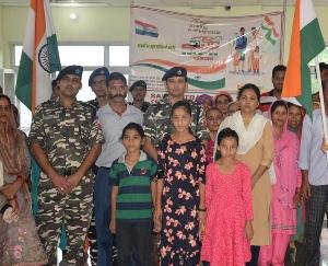 Officials of SSB Sapri made people aware on the flag campaign at Har Ghar