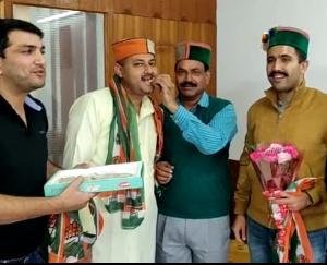 Social activist Mukesh Thakur joined Congress