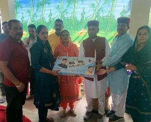 Former Chief Minister Prem Kumar Dhumal heard Mann Ki Baat program in Patnon Panchayat