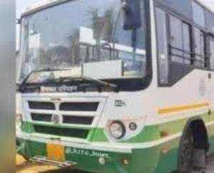 Dadasiba running back on the Haridwar route from Sansarpur Terrace, people upset when they do not come to the bari