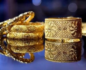 Gold became cheaper, the price of silver also fell