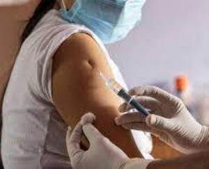 Kheer and booster dose organized by Bar Association Mandi