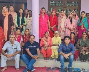 State BJP Secretary Virendra Chaudhary told the plans of the government in village Samirpur