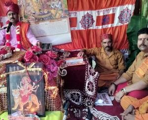 Veer Bajrangi reached Lanka in search of Sita Maiya on the second day of Sundar Kand organized in Buni