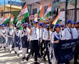 BL School made people aware by taking out a rally under the Tricolor campaign at Har Ghar
