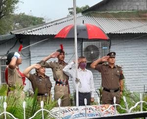 Flag hoisting was done in the college premises on Amrit Mahotsav