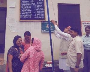 Independence Day was celebrated in Panchayat Zamanabad, Pradhan Kuldeep hoisted the tricolor