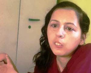 Kavya Varsha makes new beginning in writing Himachali language film