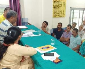 On the spot financial assistance to 4 poor families