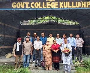 Kullu: The new executive committee of the Alumni Association was formed in the state college