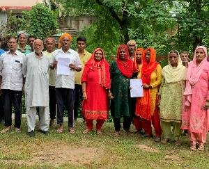 Dehra: Government bus should be run from Masroor to Guler via Tilla-Dhangad in Dhangad