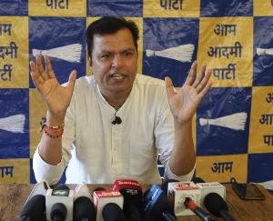 the coming times, Kejriwal government-Pandit will be in place of Modi