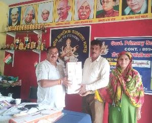 Jawali: 2 fans donated to Government Primary School Bhalad