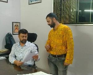 Block committee vice-president met DDM HRTC on problems regarding bus pass to students