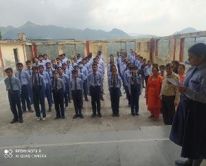 Swachhta Pakhwada begins in Lakshya Public School, Arki