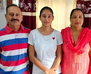Deepali Rana, a student of Vishisht Bharati School, Sansarpur Terrace, will become a doctor