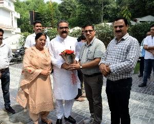 Industries Minister honored by interacting with Anganwadi workers and helpers